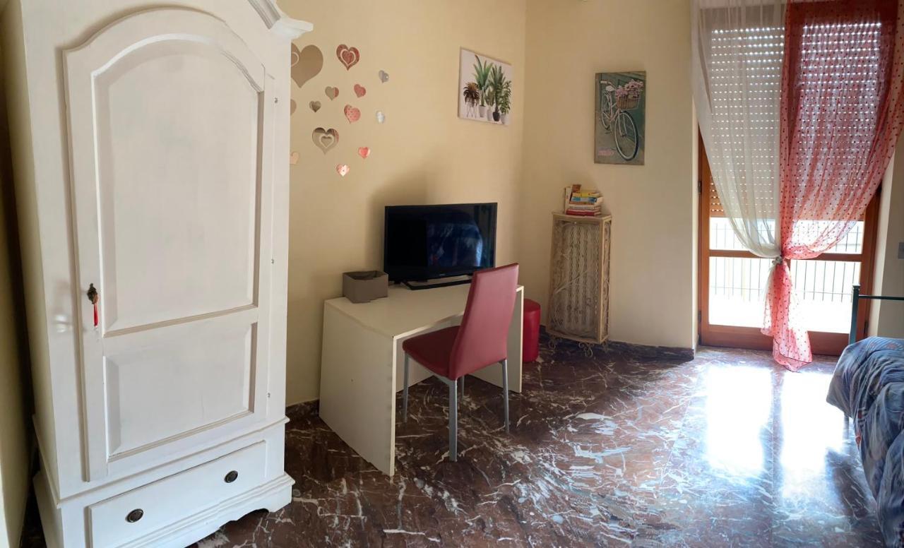 La Dimora Di Vesta Bed & Breakfast Lecce Exterior photo